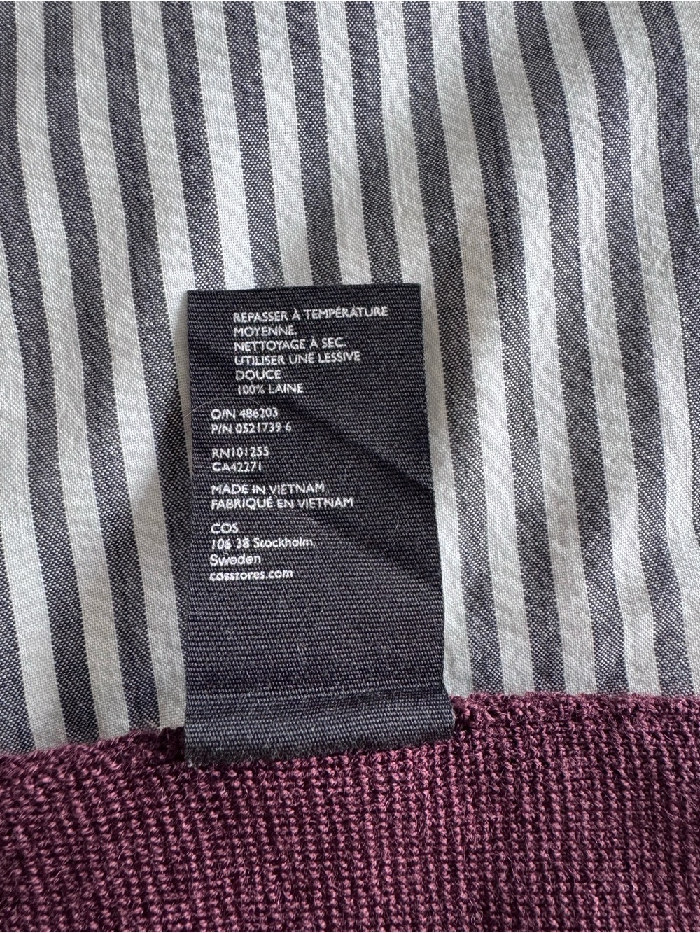 COS 100% wool Sleeveless Knit Top in Burgundy - Picture 4 of 4